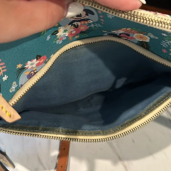 Dooney & Bourke Disney 2016 Flower & Garden Crossbody Bag - Picture 2 of 8